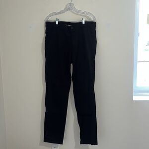Men’s Black straight leg casual denim pants